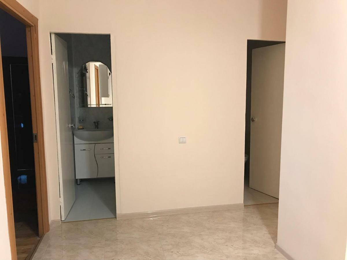 33 Martiros Saryan Street Lägenhet Jerevan Exteriör bild