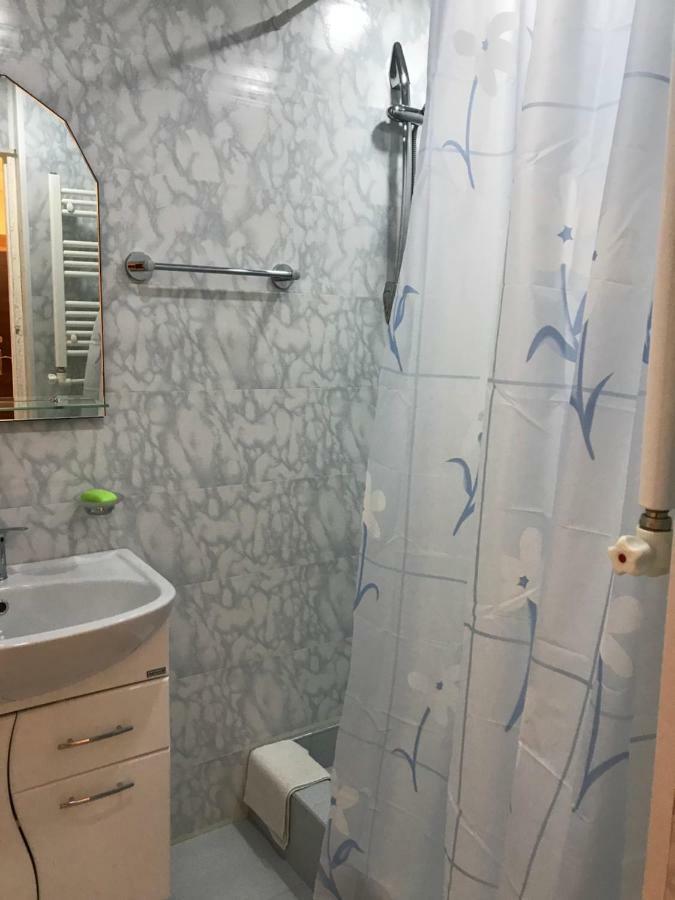 33 Martiros Saryan Street Lägenhet Jerevan Exteriör bild