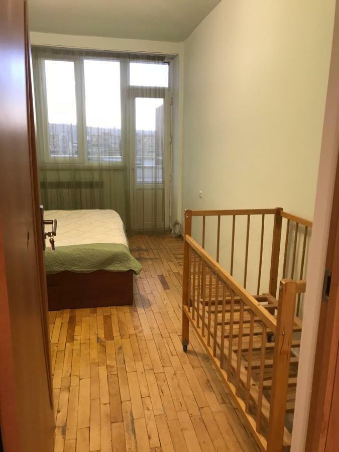 33 Martiros Saryan Street Lägenhet Jerevan Exteriör bild